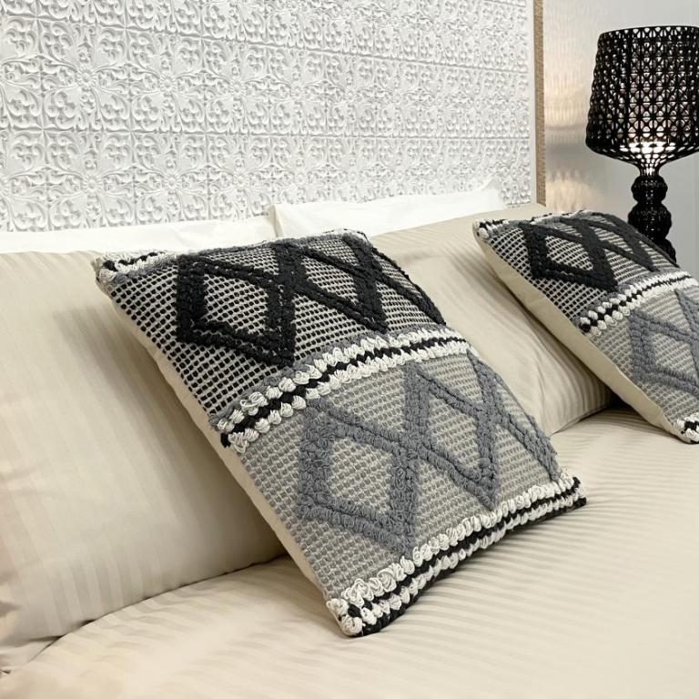 Dimora Borghese “Whitaker” - Appartamento con 2 Camere da Letto - 15