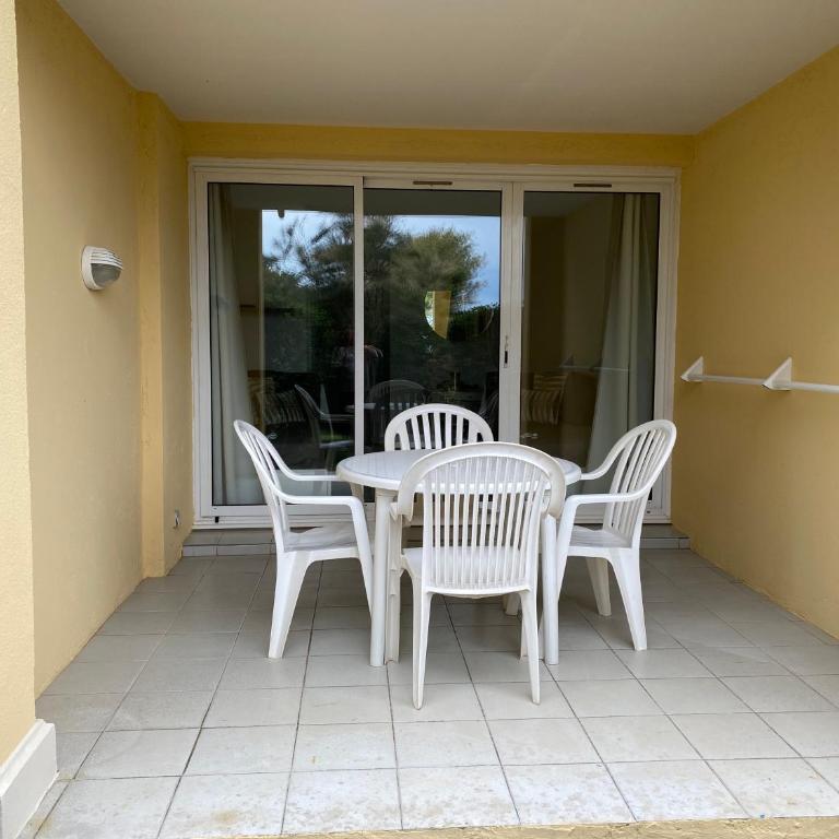 Appartement en résidence privée, coté mer avec accès direct plage - Apartment mit 1 Schlafzimmer - 14