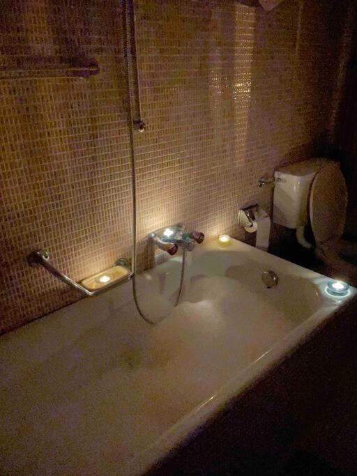Ideally located 3.5 rooms flat - Apartamento de 2 dormitorios - 12