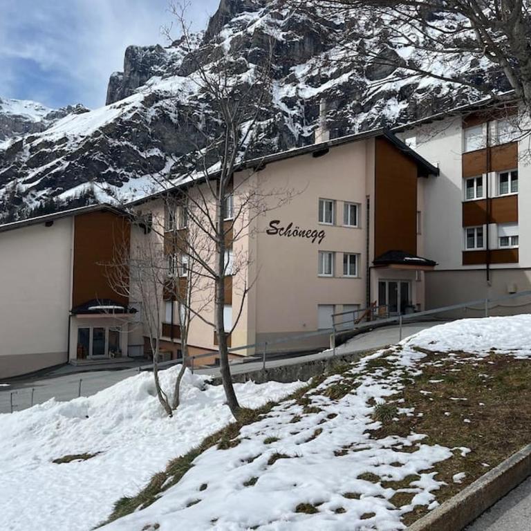 Ideally located 3.5 rooms flat - Apartamento de 2 dormitorios - 11