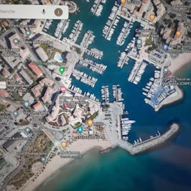 CAP HERMES PORT FREJUS VUE MER ET PORT PIEDS DANS L'EAU piscine pkg - Appartamento con 2 Camere da Letto, Balcone e Vista mare - 16