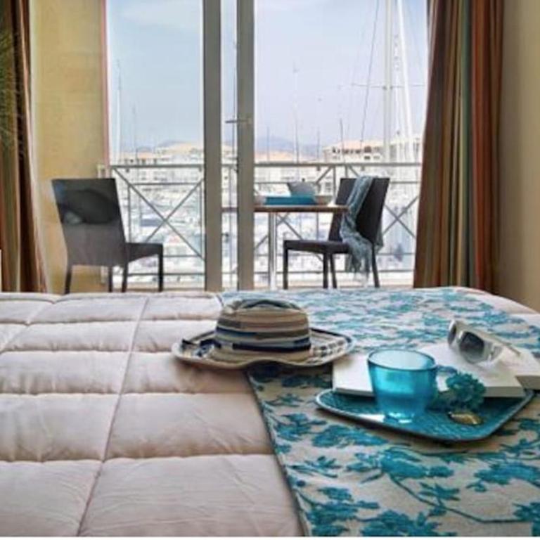 CAP HERMES PORT FREJUS VUE MER ET PORT PIEDS DANS L'EAU piscine pkg - Appartamento con 2 Camere da Letto, Balcone e Vista mare - 9