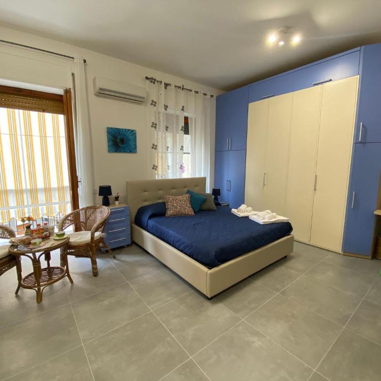 B&B NONNA PINA SALERNO - Camera King con Balcone - 1