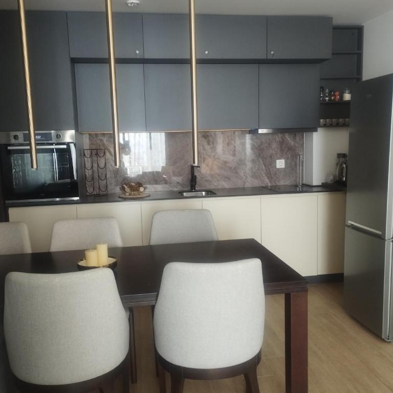 Beachfront luxury apartment - Apartman sa 2 Spavaće Sobe - 4