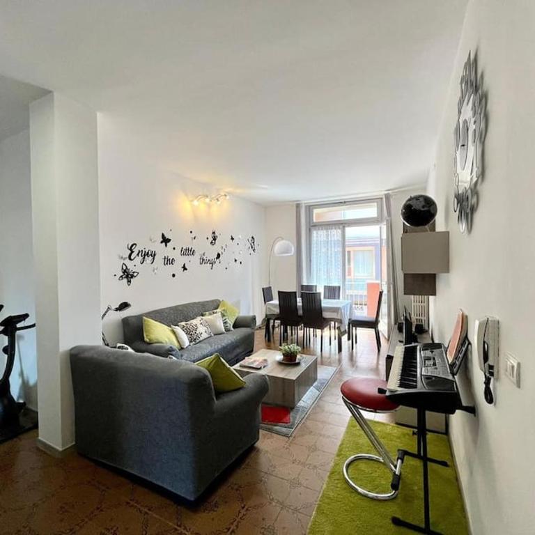 [BondoneRoom] for families with Wifi - Camera Tripla con Bagno in Comune - 9