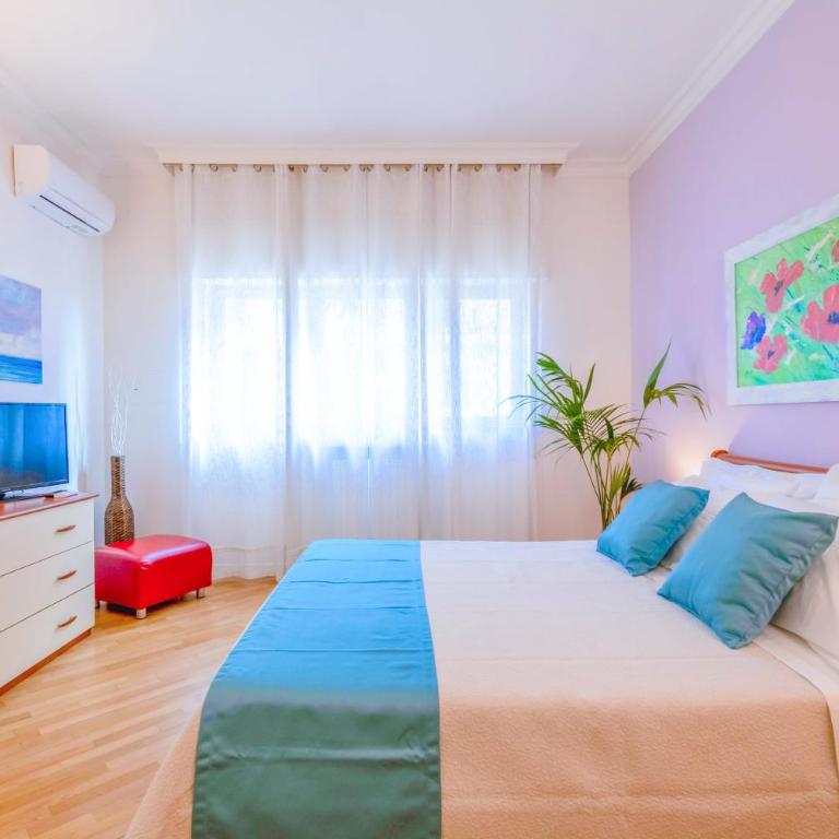 Modern apartment to relax in the city center - One-Bedroom Apartment - 6