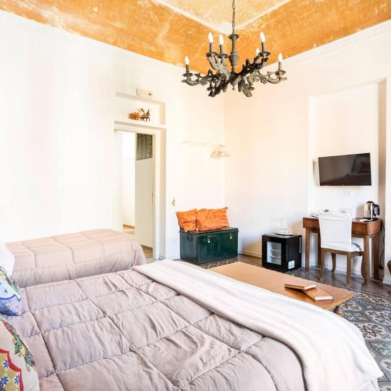 Binario 91 Rooms - Triple Room with Private External Bathroom - 17