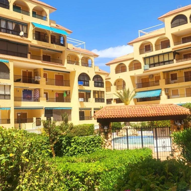 Apartamento Luna Blanca, La Mata, 300 m from the sea and sandy beach plus swimming pool - Apartamento de 1 dormitorio - 3