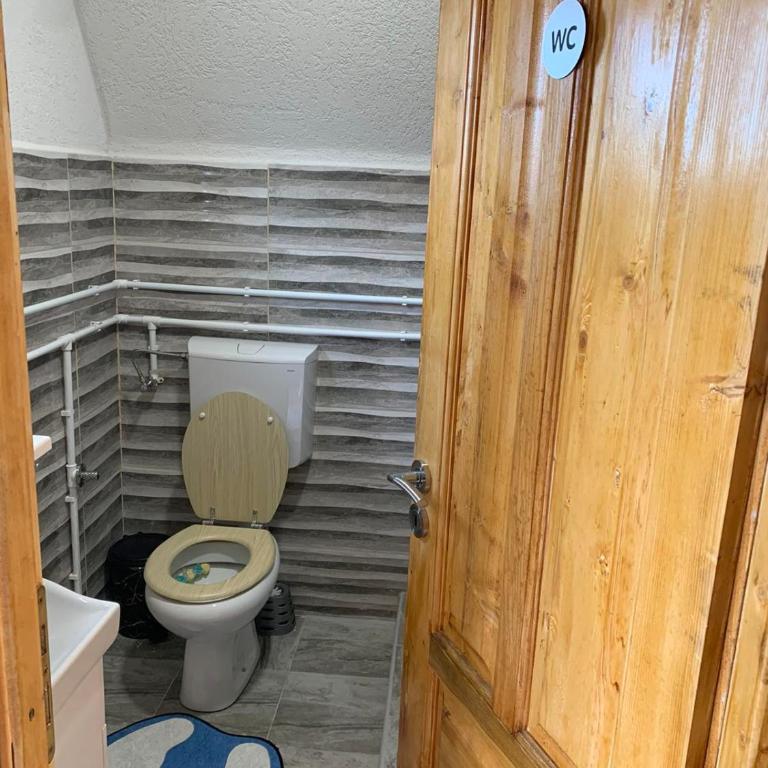 Villa Wood Borje - Two-Bedroom Chalet - 20