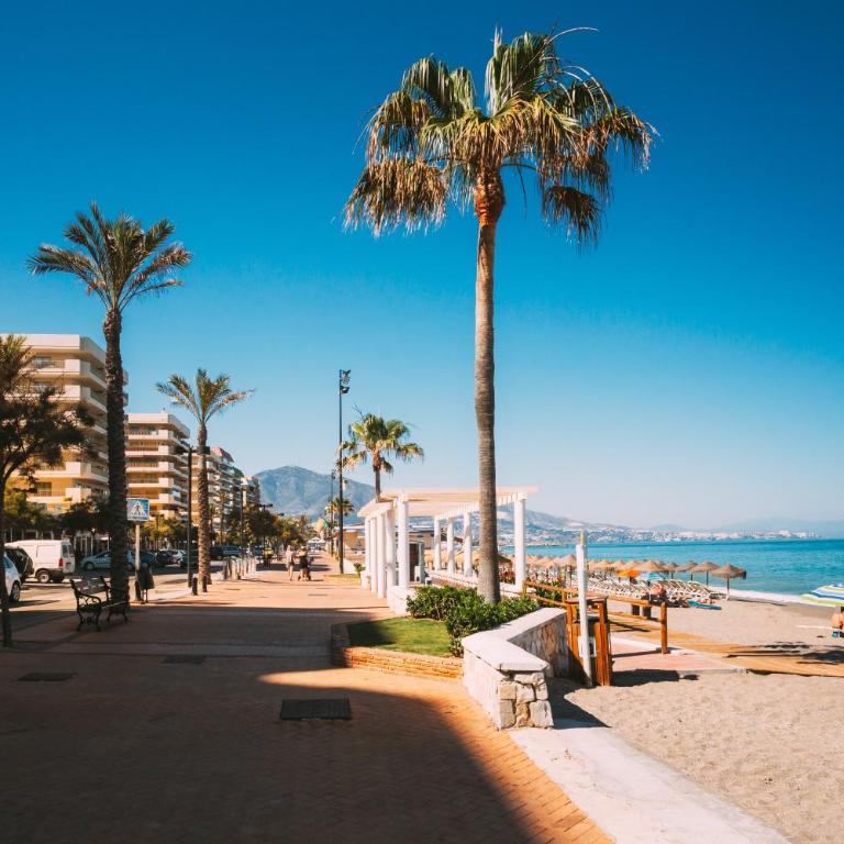Top Floor Fuengirola Park Apartment with Parking - Apartment with Terrace - 22