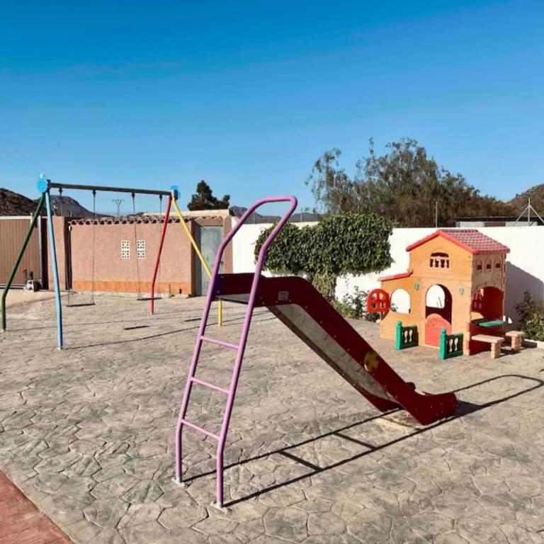 Villa Águilas - Casa de 4 dormitorios - 10