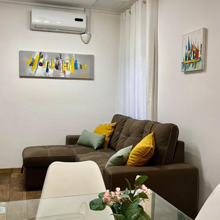 PLAZA DE TORROS APARTMENT - Two-Bedroom Apartment - 1