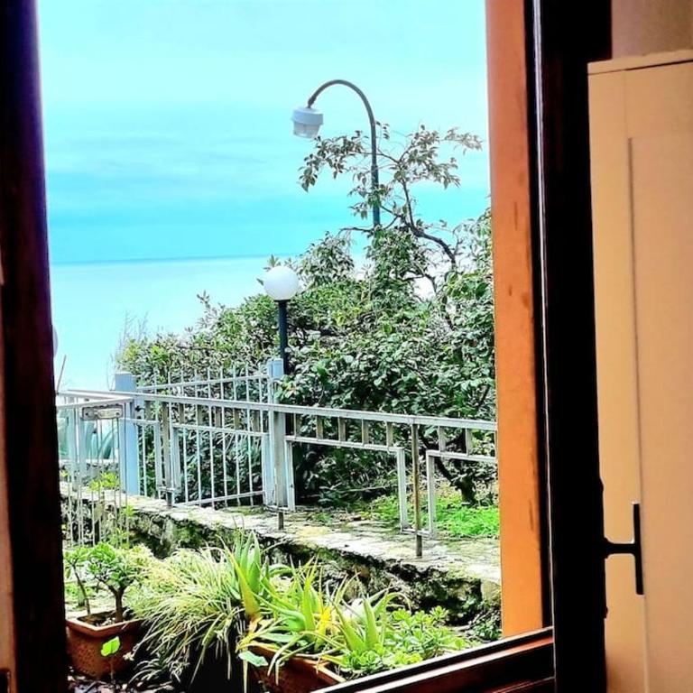 Casa con giardino: Varazze - Casa con 2 Camere da Letto - 55