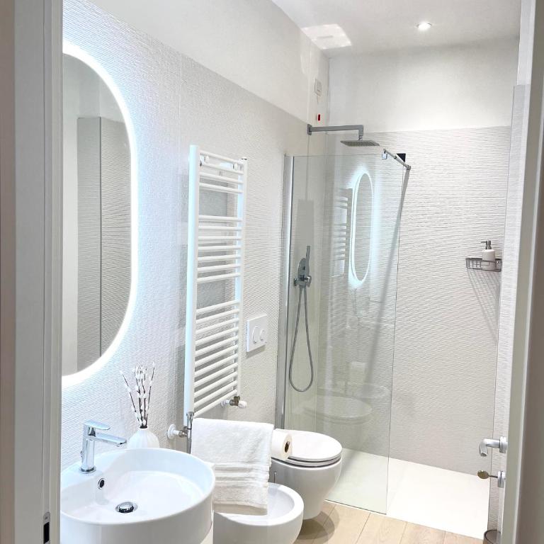 Casa Cavour White - Appartamento con 1 Camera da Letto - 14