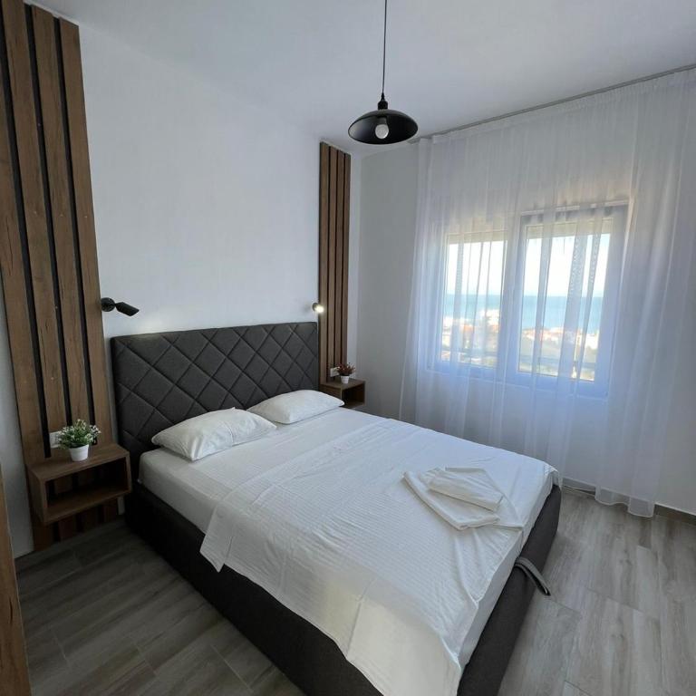Cold Bay Mansion Luxury Sea View Suites - One-Bedroom Apartment - 26