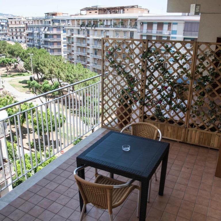 Etna Sea House - Double Room with Private Bathroom - 7