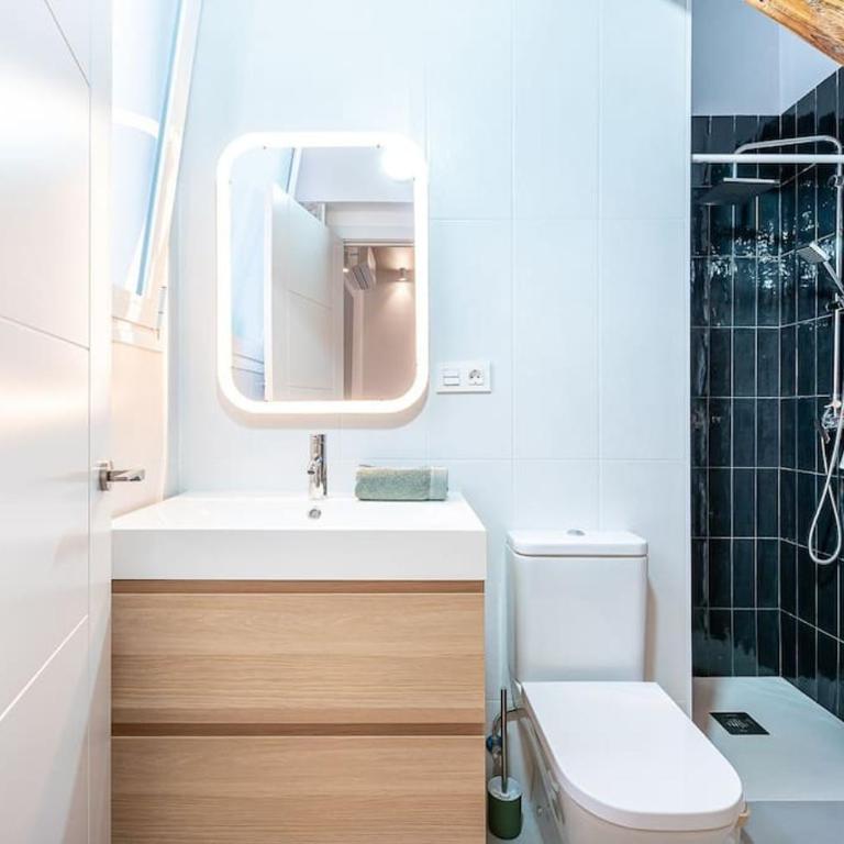 KEYWISE Encantador apartamento Nordico en el centro 2 habitaciones y dos baños con terraza patio - Appartamento Deluxe - 12