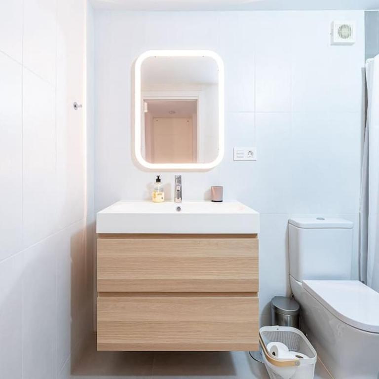 KEYWISE Encantador apartamento Nordico en el centro 2 habitaciones y dos baños con terraza patio - Appartamento Deluxe - 17