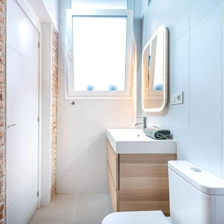 KEYWISE Encantador apartamento Nordico en el centro 2 habitaciones y dos baños con terraza patio - Appartamento Deluxe - 22