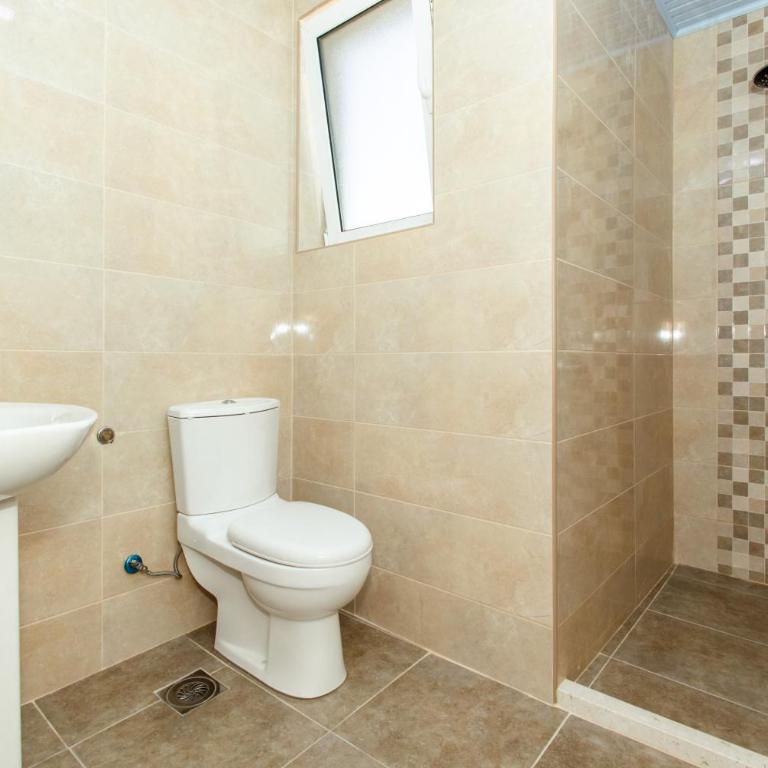 DERON Apartments - Dvokrevetna Soba s Bračnim Krevetom s Pogledom na Vrt - 3