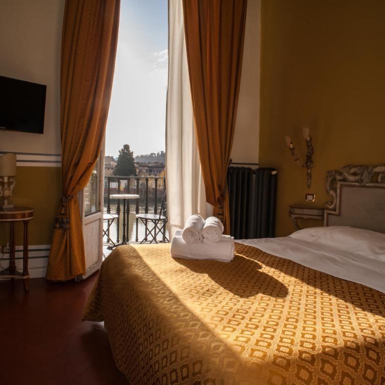 Residenza Vespucci - Camera Luxury Matrimoniale/Doppia con Letti Singoli con Balcone e Vista Fiume - 3