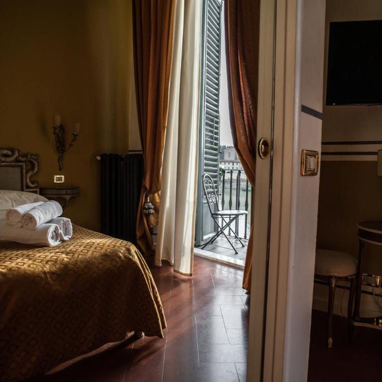 Residenza Vespucci - Camera Luxury Matrimoniale/Doppia con Letti Singoli con Balcone e Vista Fiume - 4