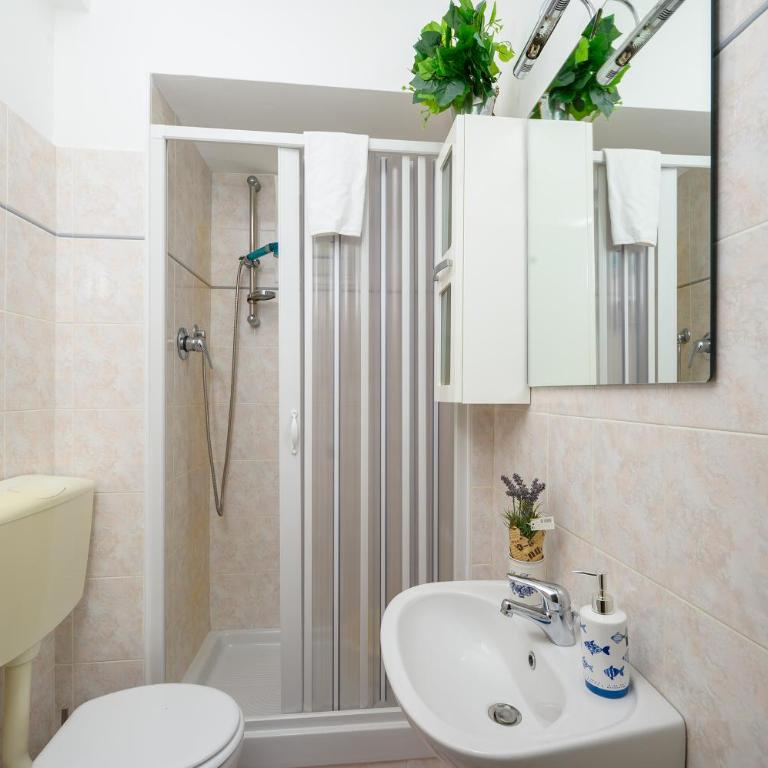 Sea View Escape La Spezia - Cadimare - Apartment with Sea View - 10