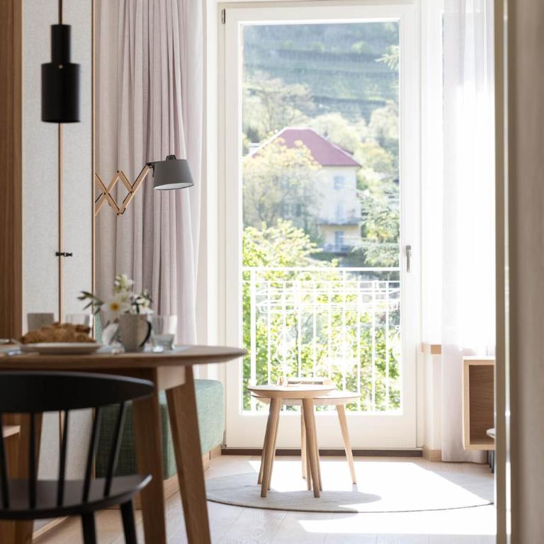 Ladurnerhof Boutique Apartments Meran - Studio Apartment with Balcony - 1