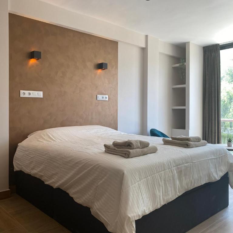 Studio Don Jim Family, Beautiful luxurious new Studio near Arenal beach - Apartamento de 1 dormitorio - 2