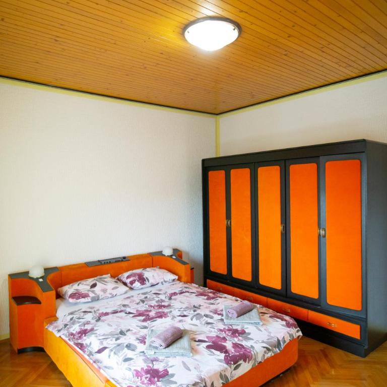 Apartman Aleksej Trebinje - Two-Bedroom Apartment - 12