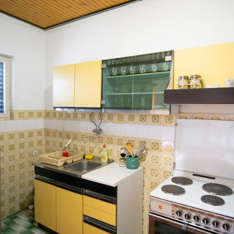 Apartman Aleksej Trebinje - Two-Bedroom Apartment - 16