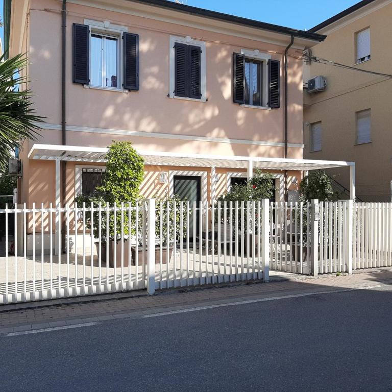 Open Space a 5 minuti dalla spiaggia di Rimini! - HomeUnity - Appartamento con 1 Camera da Letto - 1