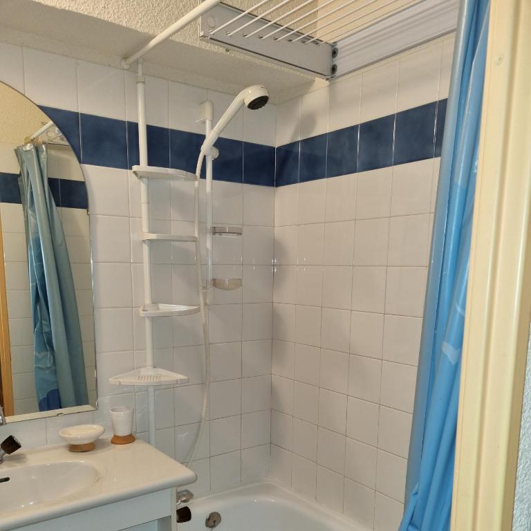 Studio 4 pers 18m2 au pied des pistes de ski à Valfréjus - Apartamento de 1 dormitorio - 9