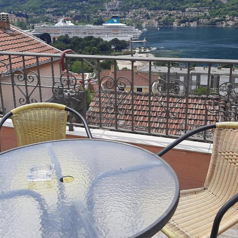 Apartments Krivokapic Kotor - Apartment with Sea View - 1