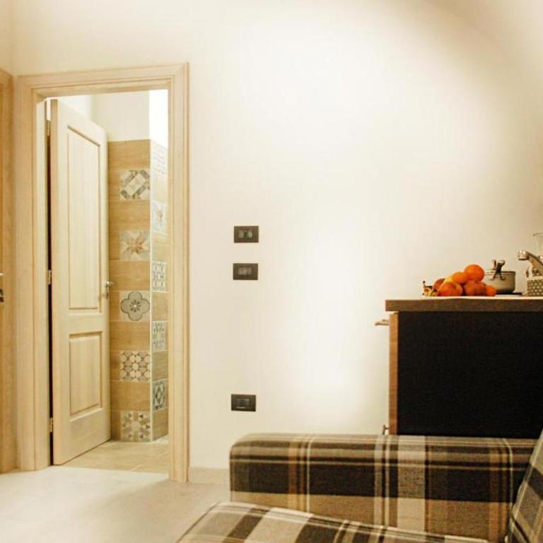 LegnoSuites 3 rooms 3 bathrooms Group and Family By HouseinNaples - Three-Bedroom Apartment - 27