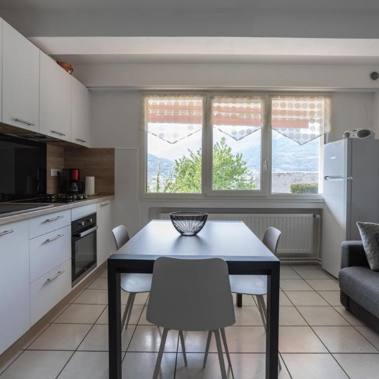 Vue sur les montagnes - Appartement - Rez-de-Chaussée - 8
