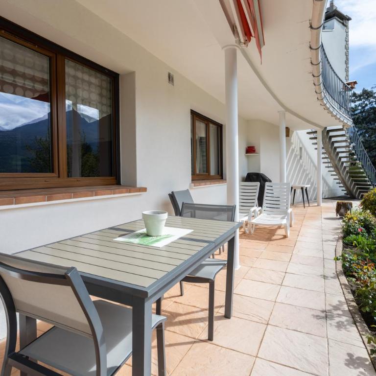 Vue sur les montagnes - Appartement - Rez-de-Chaussée - 13