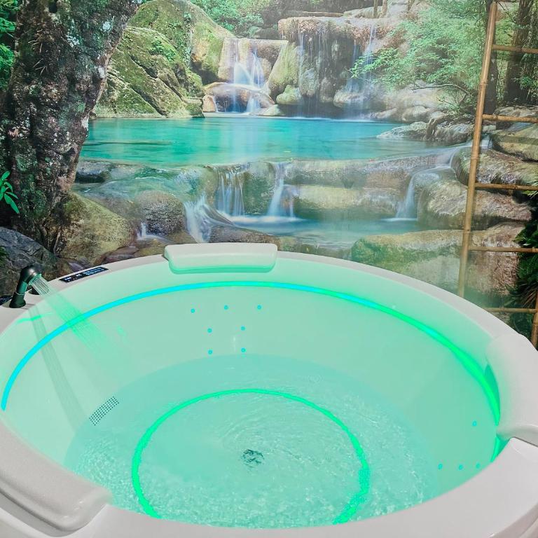JUNGLE SUITE - Jacuzzi - Centre - Clim by Narbana - Appartement 1 Chambre - 10