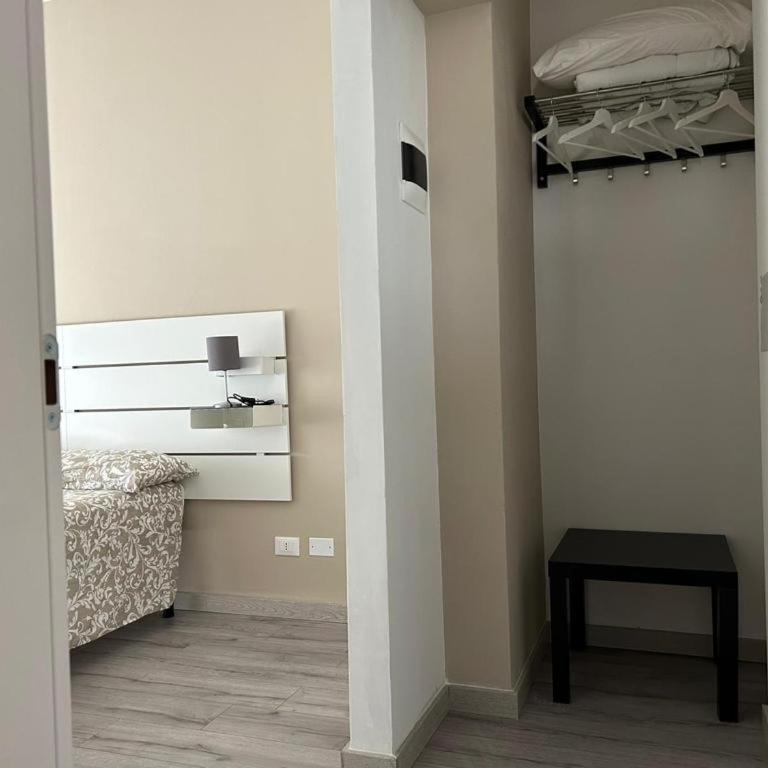 ACCADEMIA Rooms - Camera Matrimoniale con Bagno Privato Esterno - 4