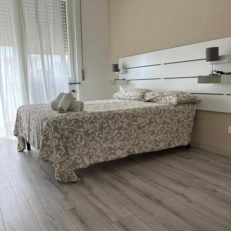 ACCADEMIA Rooms - Camera Matrimoniale con Bagno Privato Esterno - 2