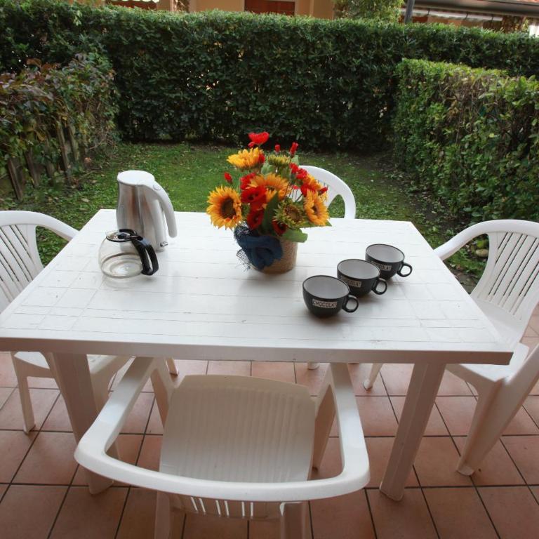 Terraced house with garden and porch - Villa - 8