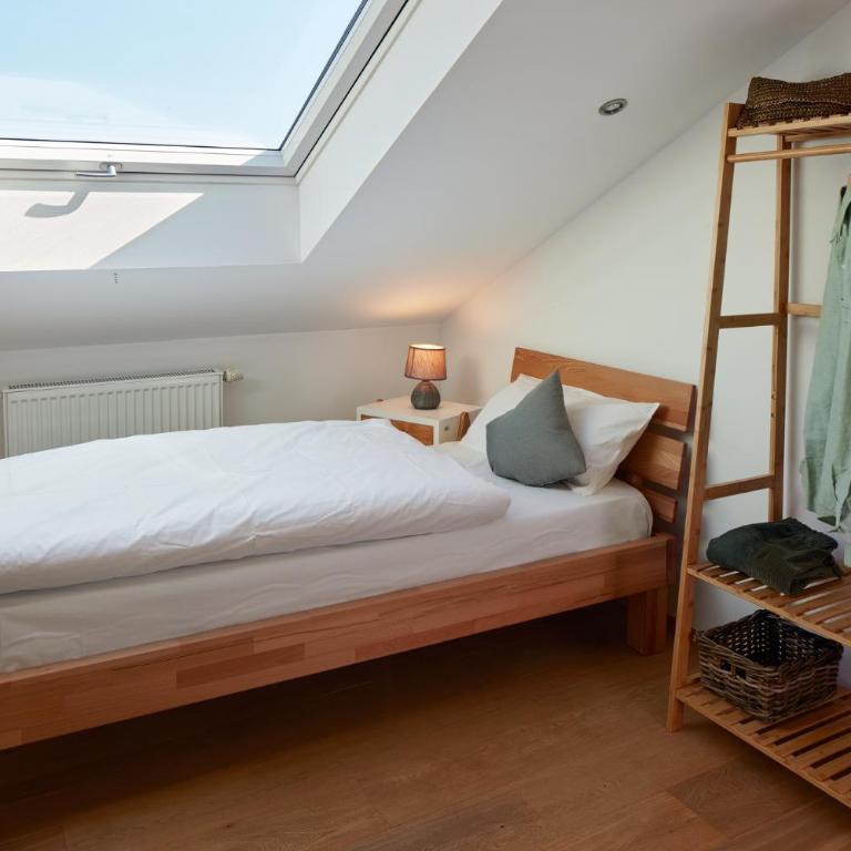 ⸨⸩ Sunset Penthouse: Messe - Siemens - DB - MAN ⸨⸩ - Three-Bedroom Apartment - 7