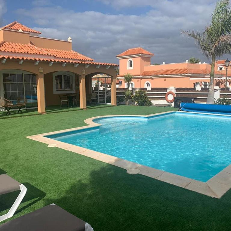 Villa La Hubara - Three-Bedroom Villa - 4