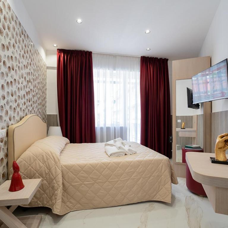 P.C. Boutique H. Vesuvius, Napoli Centro, by ClaPa Group - Camera Matrimoniale Standard - 5