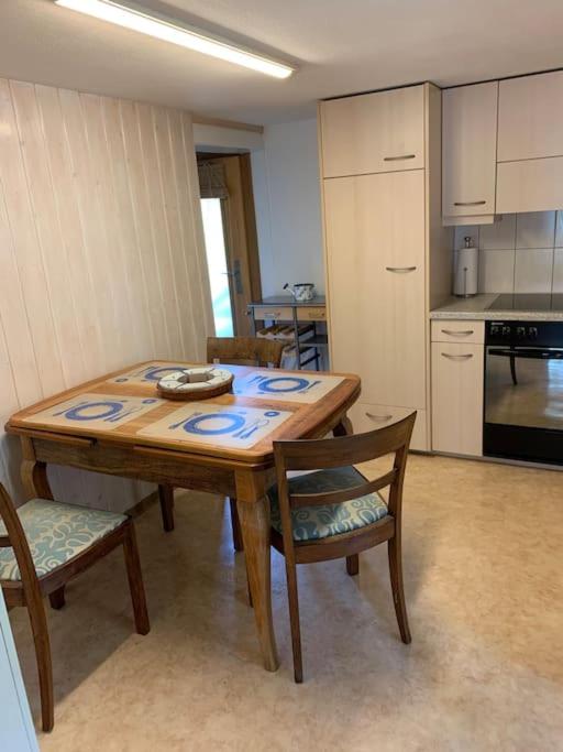 Cosy apartment in heritage protected swiss chalet - Apartment mit 2 Schlafzimmern - 28