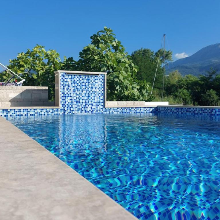 Apartments Sutorina - One-Bedroom Apartment with Balcony and Sea View - 8