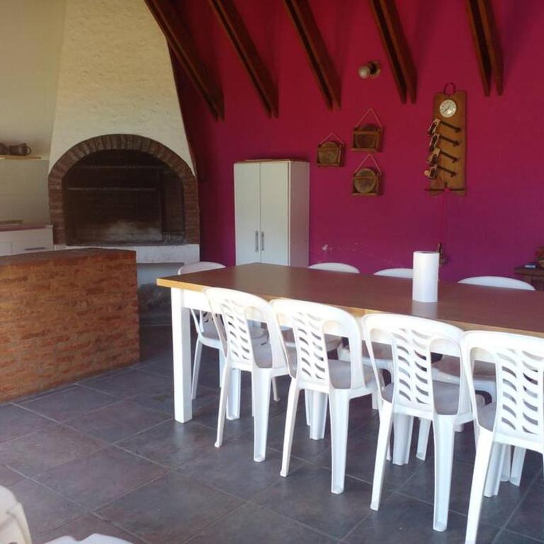 BAHIA BLANCA-BARRIO PARQUE - Casa de 3 dormitorios - 26
