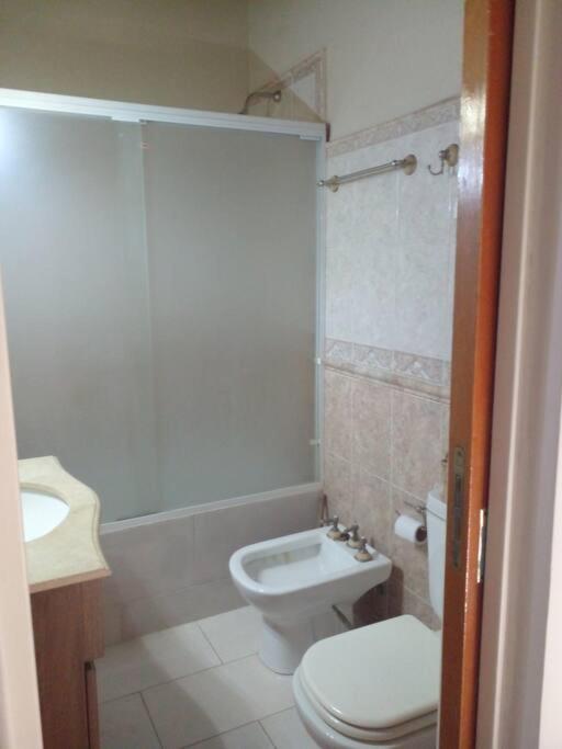 BAHIA BLANCA-BARRIO PARQUE - Casa de 3 dormitorios - 9
