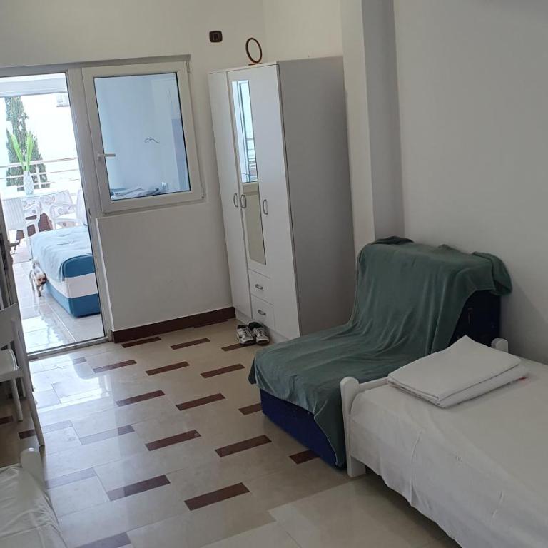Seaview, just across the beach, Bečići - One-Bedroom Apartment - 21