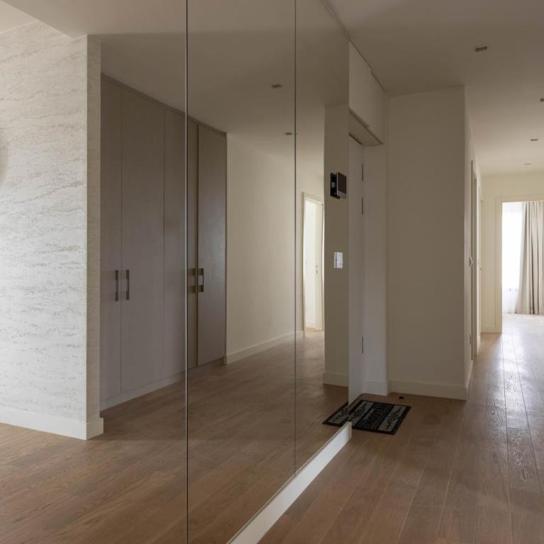 Huge 3 Bedroom Apartment With River View - Apartman sa 3 Spavaće Sobe - 14